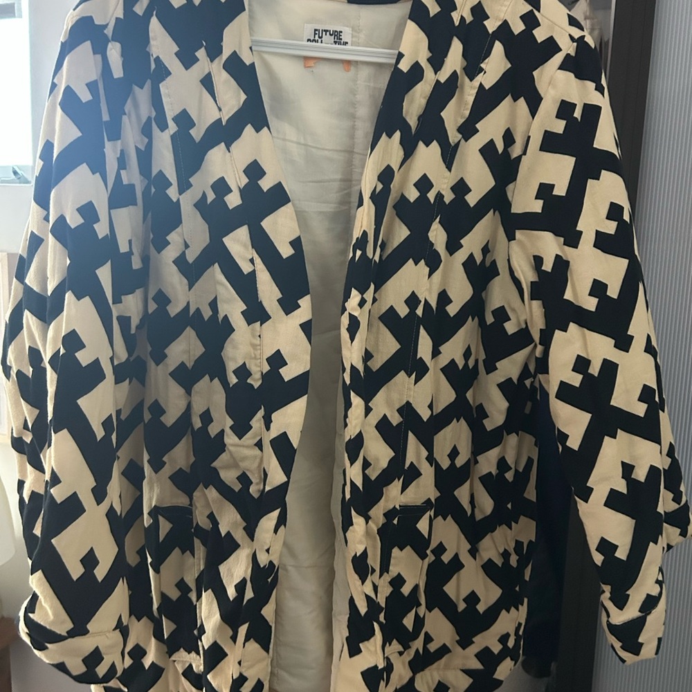 Universal Thread Black and Cream Utility Jacket with Geometric Pattern